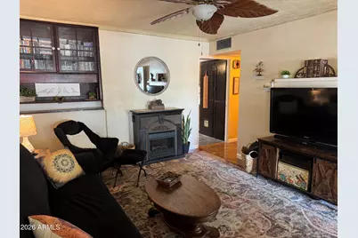 7914 W Weldon Avenue, Phoenix, AZ 85033 - Photo 1
