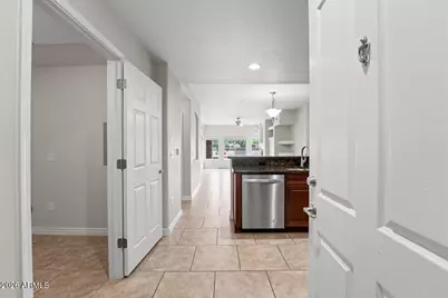 5350 E Deer Valley Drive #1254, Phoenix, AZ 85054 - Photo 1