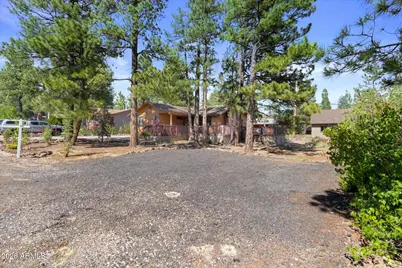 17395 Big Sky Drive, Munds Park, AZ 86017 - Photo 1