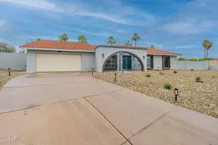 2318 E Lupine Ave, Phoenix, AZ 85028 - Photo 1
