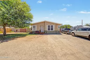 637 S 96th St, Mesa, AZ 85208 - Photo 1