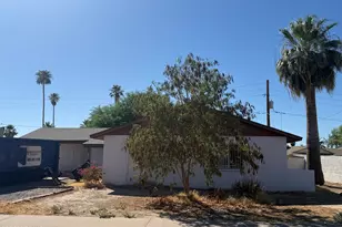 4154 N 63rd Dr, Phoenix, AZ 85033 - Photo 1