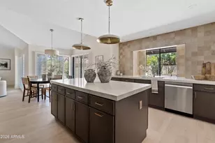 10008 E Sunnyslope Ln, Scottsdale, AZ 85258 - Photo 1