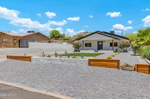 11463 N 16th St, Phoenix, AZ 85020 - Photo 1