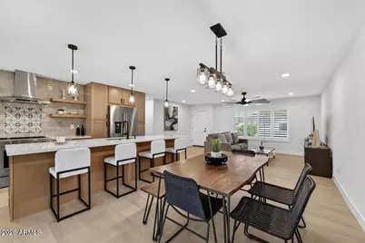 8713 E Sage Drive, Scottsdale, AZ 85250 - Photo 1