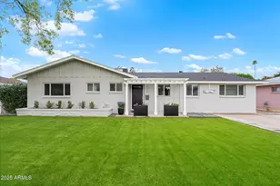 3328 E Turney Ave, Phoenix, AZ 85018 - Photo 1