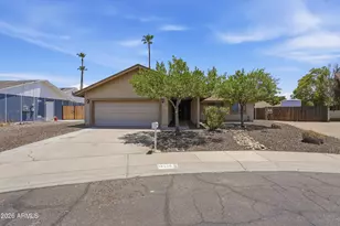 14215 N 39th Dr, Phoenix, AZ 85053 - Photo 1