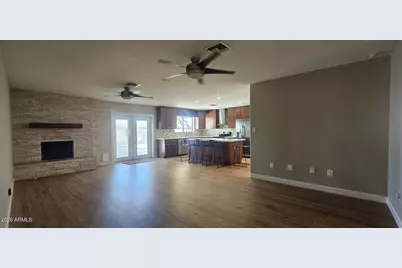 1131 E Redfield Road, Phoenix, AZ 85022 - Photo 1