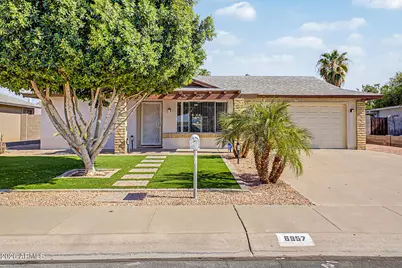 6957 W San Juan Avenue, Glendale, AZ 85303 - Photo 1