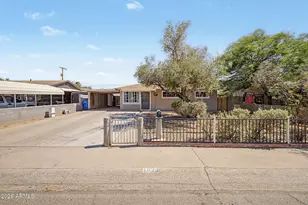 1823 E Sunland Ave, Phoenix, AZ 85040 - Photo 1