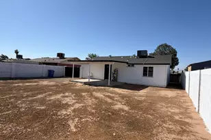 7426 W Holly St, Phoenix, AZ 85035 - Photo 13