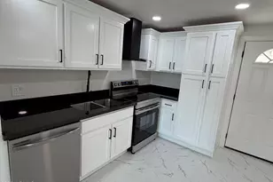 7426 W Holly St, Phoenix, AZ 85035 - Photo 5