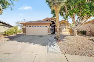 558 W Bluefield Ave, Phoenix, AZ 85023 - Photo 1