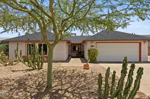4247 E Ahwatukee Dr, Phoenix, AZ 85044 - Photo 1