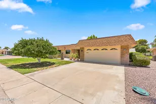 9705 W Sandstone Dr, Sun City, AZ 85351 - Photo 1