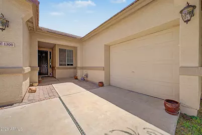 1300 E Bosi Court, San Tan Valley, AZ 85140 - Photo 3