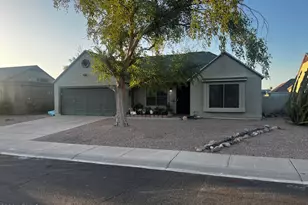 5922 W Hearn Rd, Glendale, AZ 85306 - Photo 1