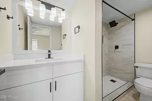 7001 S 41st St, Phoenix, AZ 85042 - Photo 19