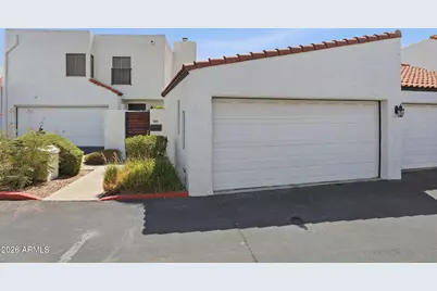 5805 N 8th Place, Phoenix, AZ 85014 - Photo 1