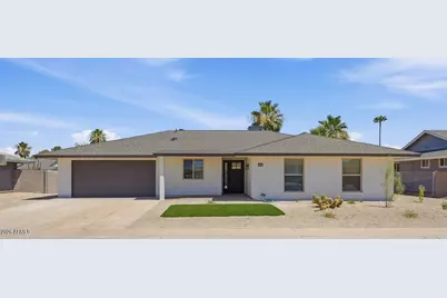 10914 W White Mountain Road, Sun City, AZ 85351 - Photo 1