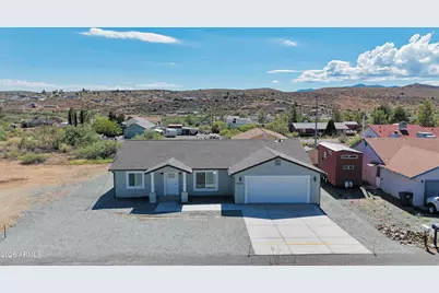 20235 E Mesa Verde Road, Mayer, AZ 86333 - Photo 1