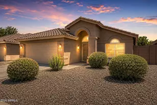 4731 E South Fork Dr, Phoenix, AZ 85044 - Photo 1