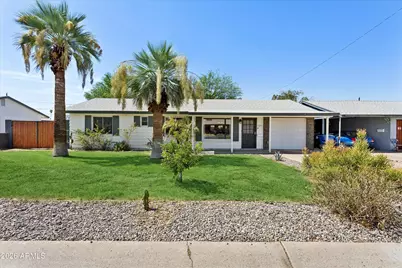 3323 E Palm Lane, Phoenix, AZ 85008 - Photo 1