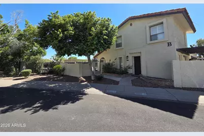 1809 E Frier Drive #2, Phoenix, AZ 85020 - Photo 1