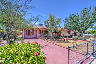 3810 N 78th Drive, Phoenix, AZ 85033 - Photo 1
