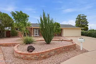 1348 E Enrose Cir, Mesa, AZ 85203 - Photo 3