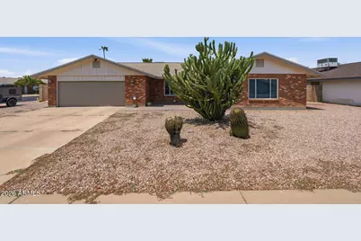 846 N Whiting Circle, Mesa, AZ 85213 - Photo 1