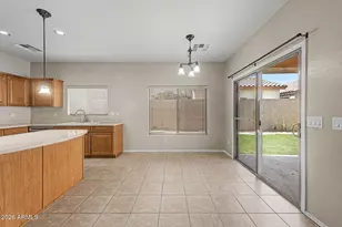 2729 E Chester Dr, Chandler, AZ 85286 - Photo 9