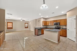 921 W Dana Dr, San Tan Valley, AZ 85143 - Photo 1