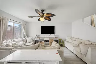 3243 W Jessica Ln, Phoenix, AZ 85041 - Photo 3