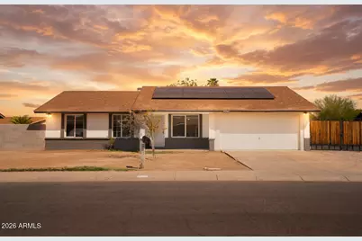 7728 W Cheery Lynn Road, Phoenix, AZ 85033 - Photo 1