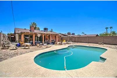 7130 N 23rd Avenue, Phoenix, AZ 85021 - Photo 9
