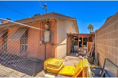 7130 N 23rd Avenue, Phoenix, AZ 85021 - Photo 13