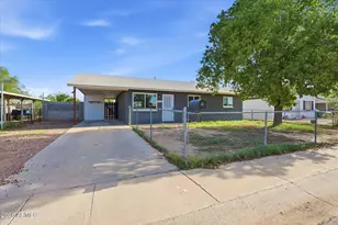 132 W Barrus Pl, Casa Grande, AZ 85122 - Photo 1