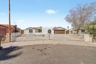 6142 W Cypress St, Phoenix, AZ 85035 - Photo 1