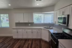 3427 E Osborn Rd, Phoenix, AZ 85018 - Photo 1