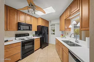 14039 N Palm Ridge Dr W, Sun City, AZ 85351 - Photo 1