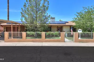 1132 E 10th St, Casa Grande, AZ 85122 - Photo 1
