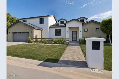 4010 E Hazelwood Street, Phoenix, AZ 85018 - Photo 1