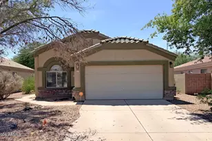 2071 N Pine Pl, Casa Grande, AZ 85122 - Photo 1
