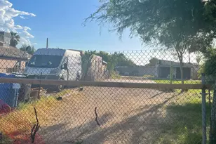 1140 N 32nd Ave, Phoenix, AZ 85009 - Photo 1