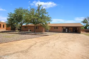 565 Cibola Way, Sierra Vista, AZ 85635 - Photo 1