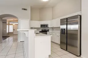 4724 N 89th Dr, Phoenix, AZ 85037 - Photo 5