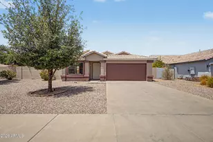 3866 S Joshua Tree Ln, Gilbert, AZ 85297 - Photo 1