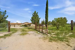 7461 S Baggett Pl, Hereford, AZ 85615 - Photo 1