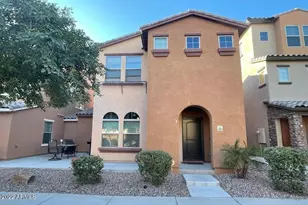 2010 N 77th Dr, Phoenix, AZ 85035 - Photo 1